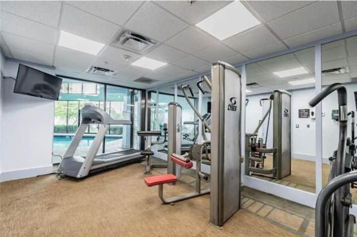 Remodeled 2Bd/2Ba Condo Mins From Universal Studio オーランド エクステリア 写真